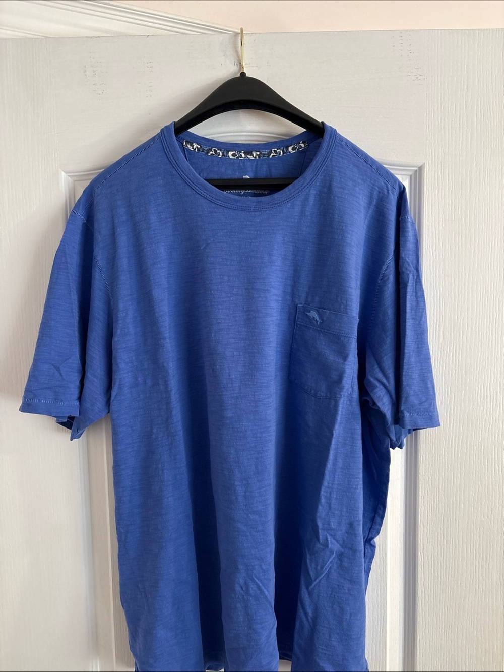 Tommy Bahama Men's Blue Pocket T-Shirt size XL